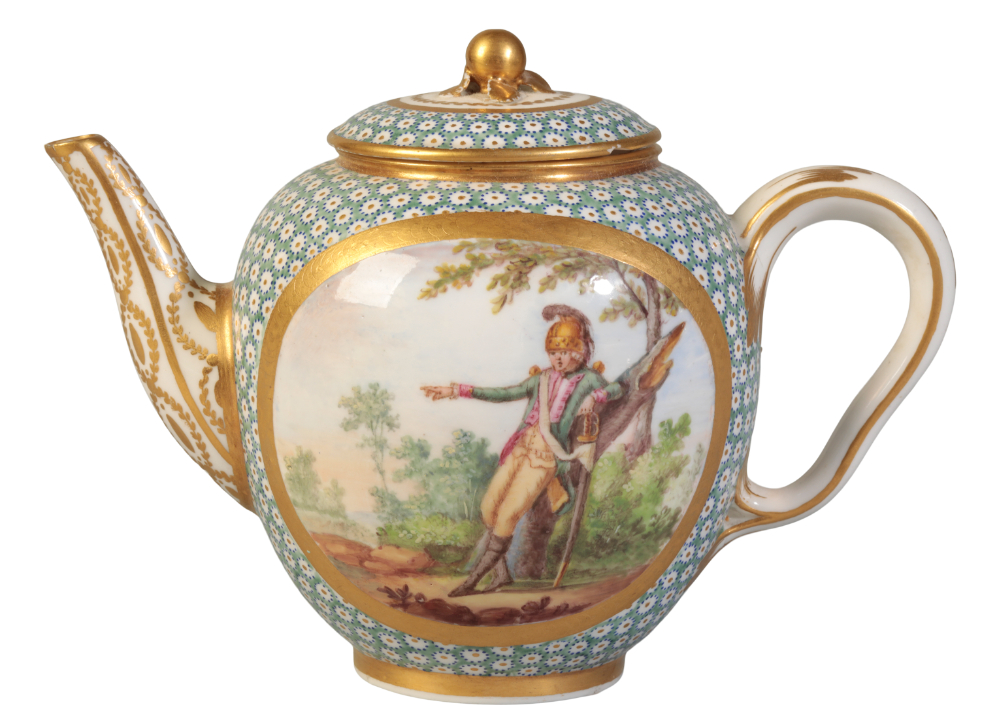 A SÈVRES OVIFORM TEA POT AND COVER