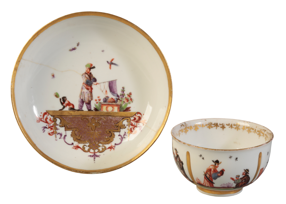 A MEISSEN CUP circa 1730 35 painted 3ae154