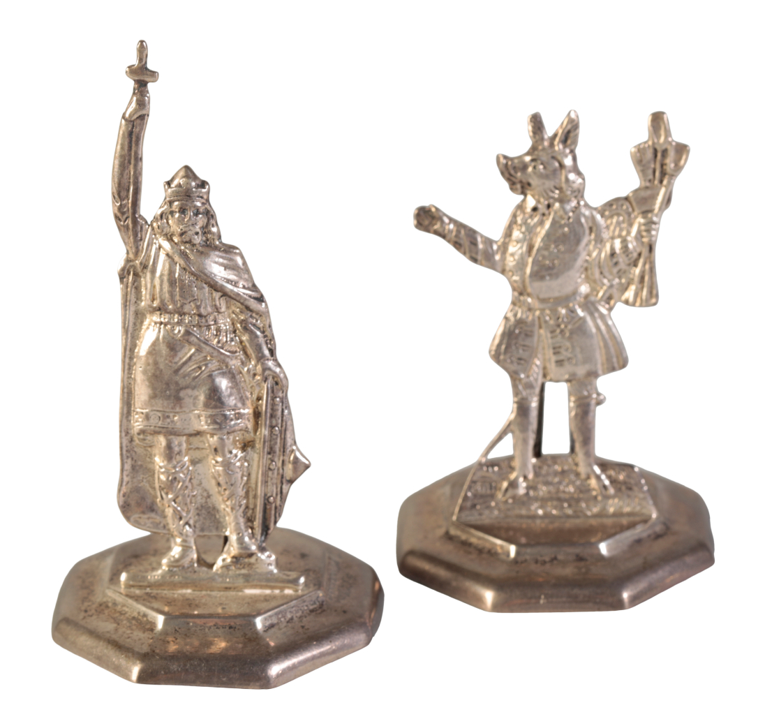 A PAIR OF EDWARDIAN CAST SILVER