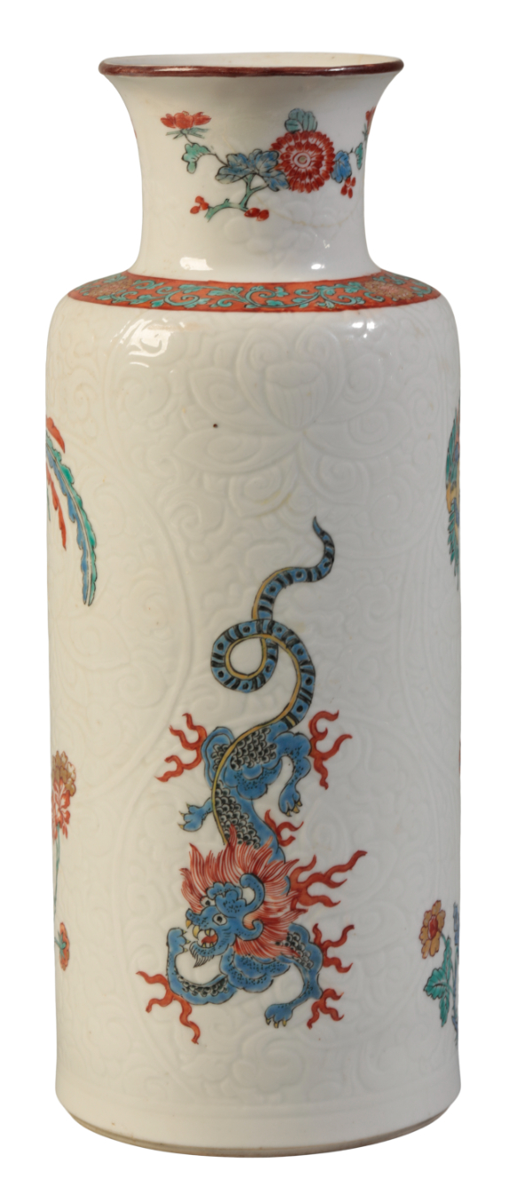 A CHINESE CYLINDRICAL VASE the 3ae1c5