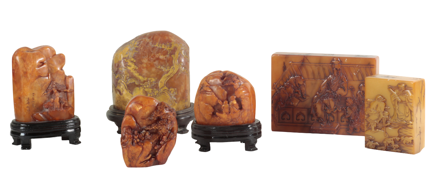 A GROUP OF SIX CHINESE CARVED SOAPSTONE 3ae221