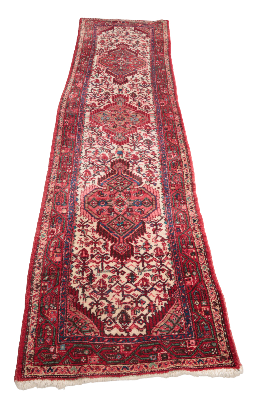 A 20TH CENTURY HAMADAN RUNNER woven 3ae32c