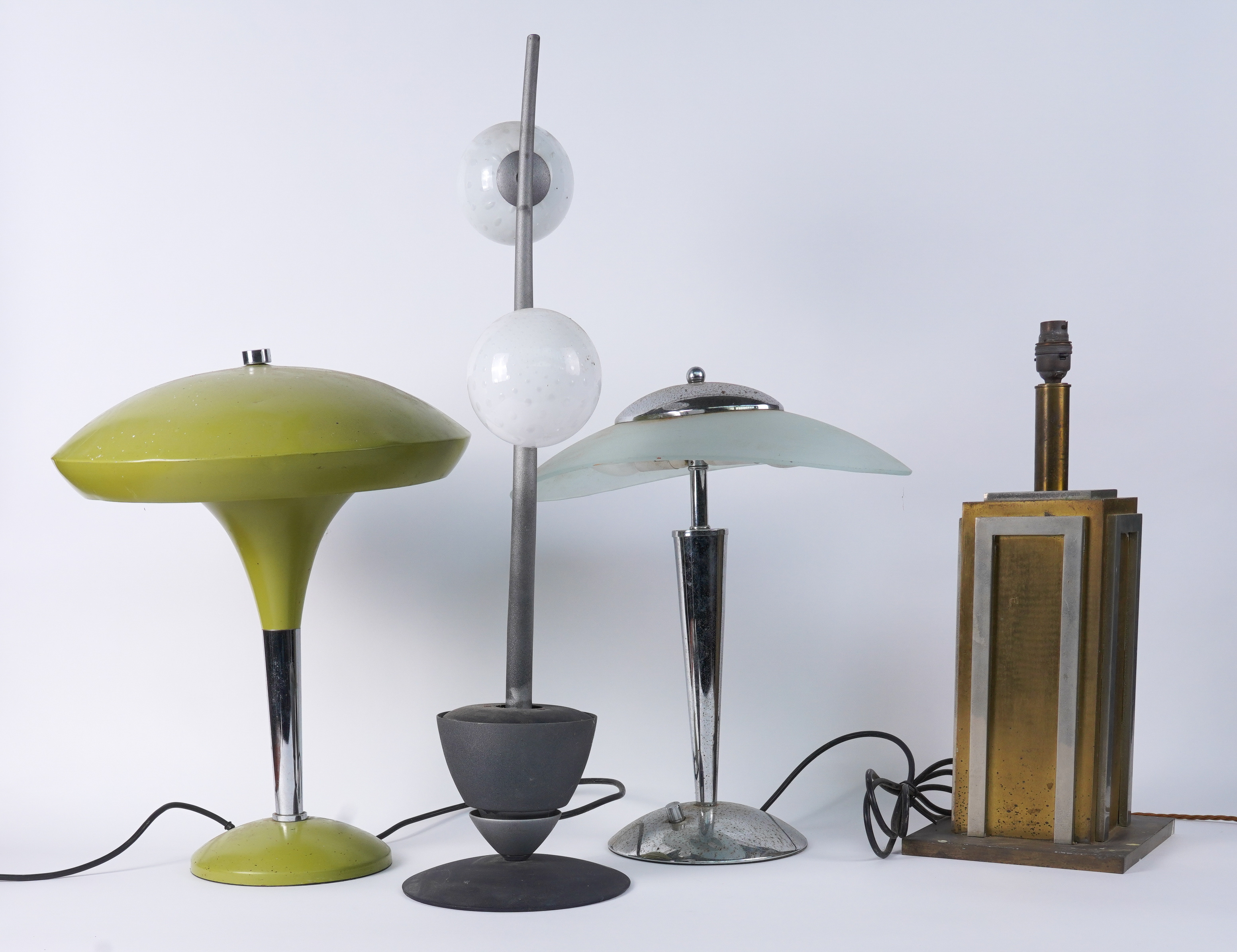 FOUR CONTEMPORARY TABLE LAMPS 4  3ae488
