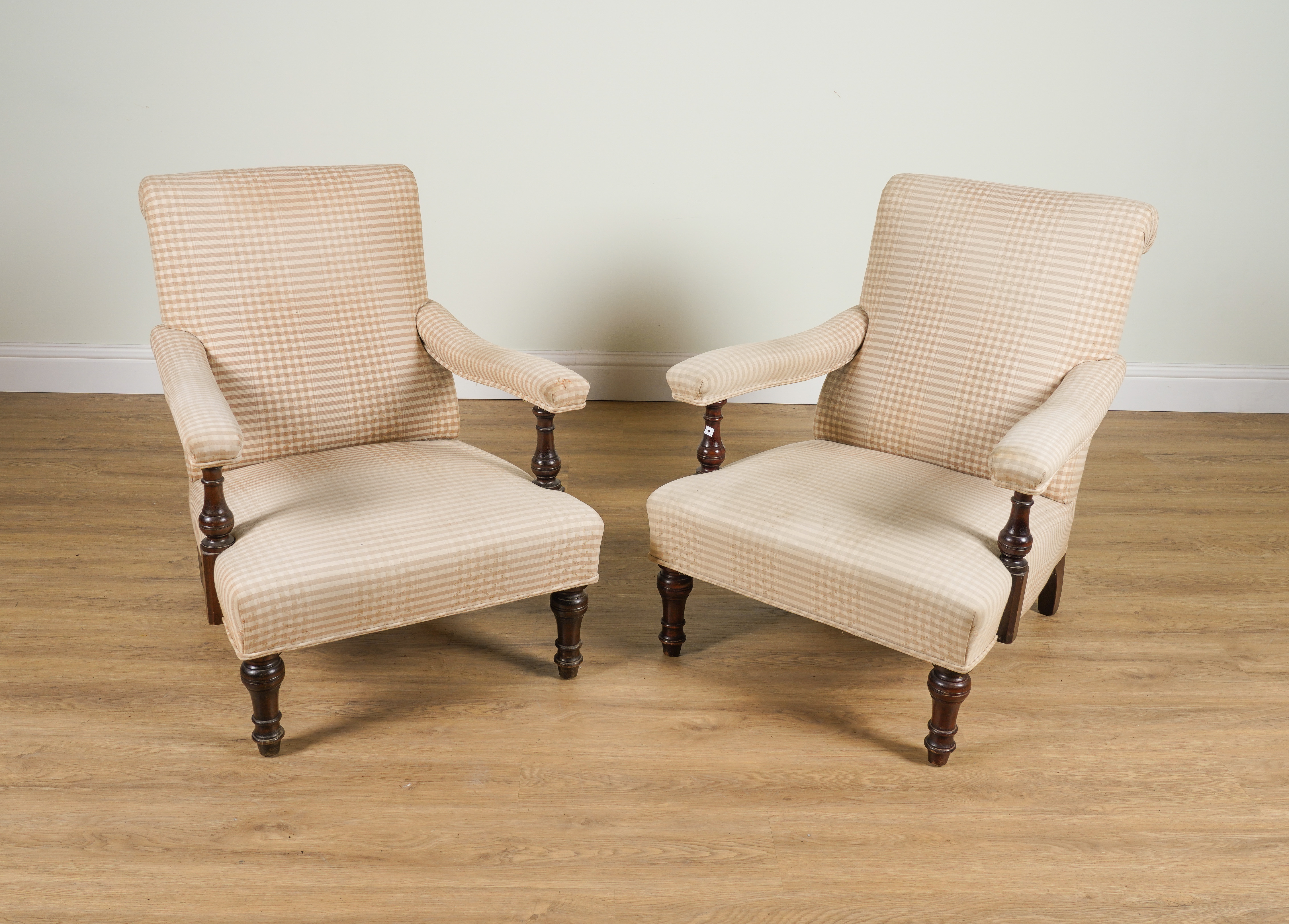 A PAIR OF LATE 19TH CENTURY MAHOGANY