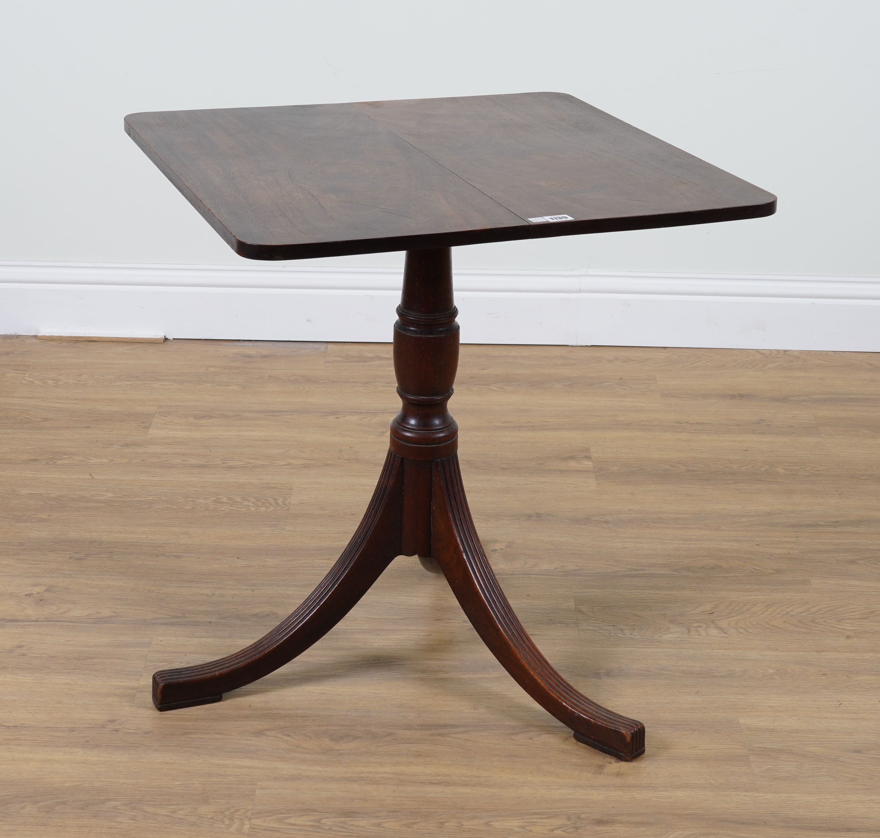 A GEORGE III MAHOGANY SQUARE TRIPOD 3ae569