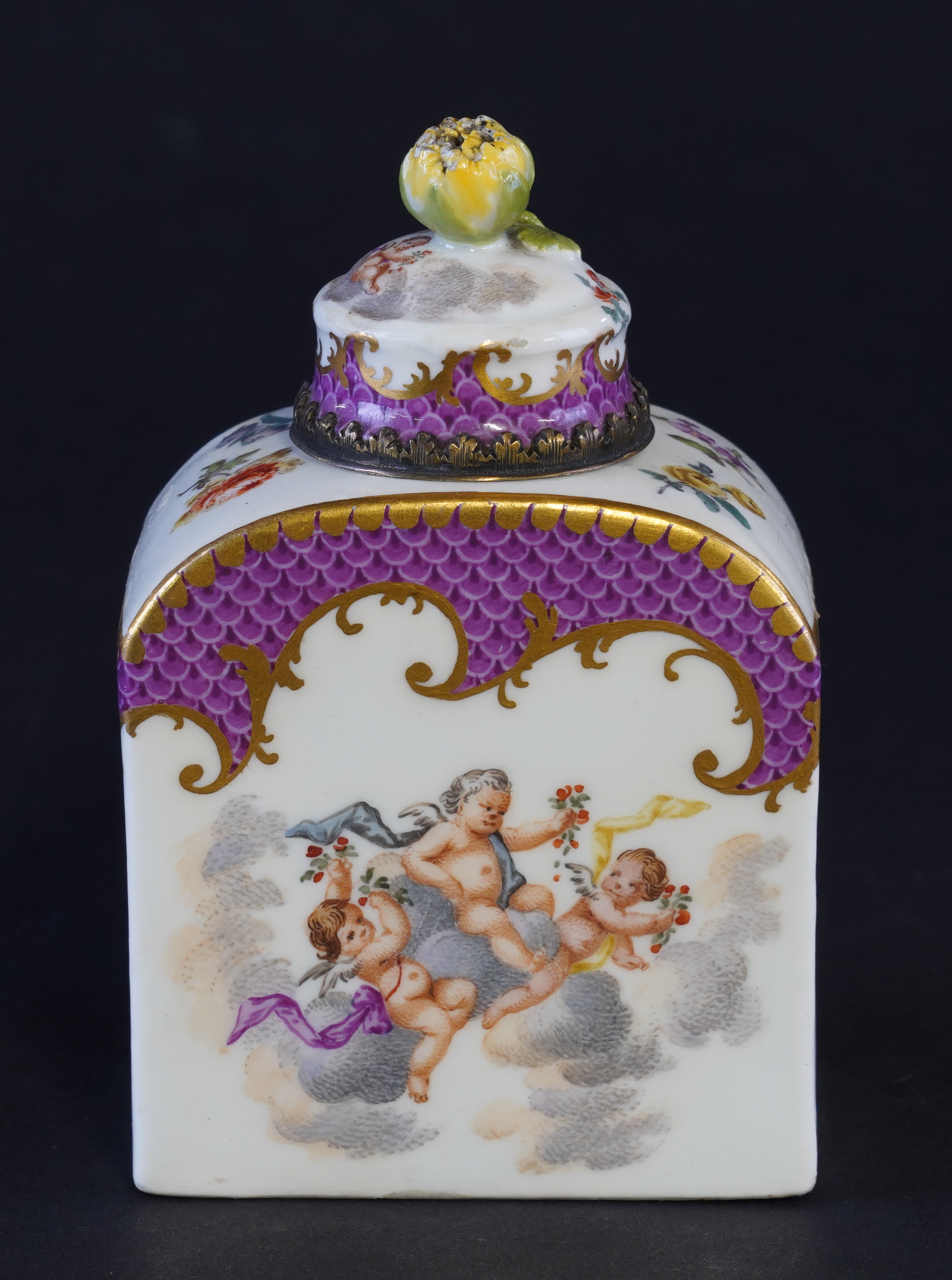 A SMALL MEISSEN GILT METAL MOUNTED 3ae5b5
