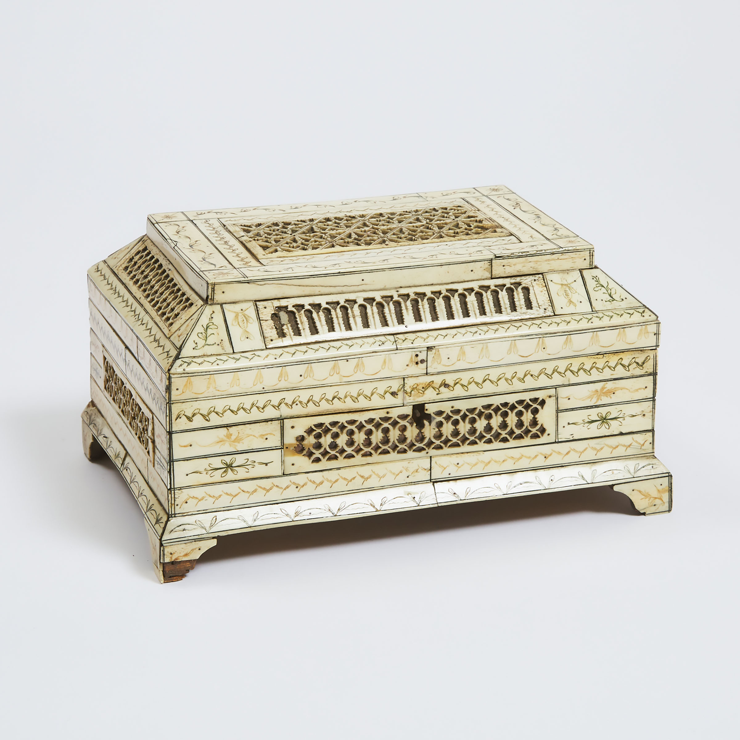 Russian Bone Veneered Casket Khomolgory  3abf18