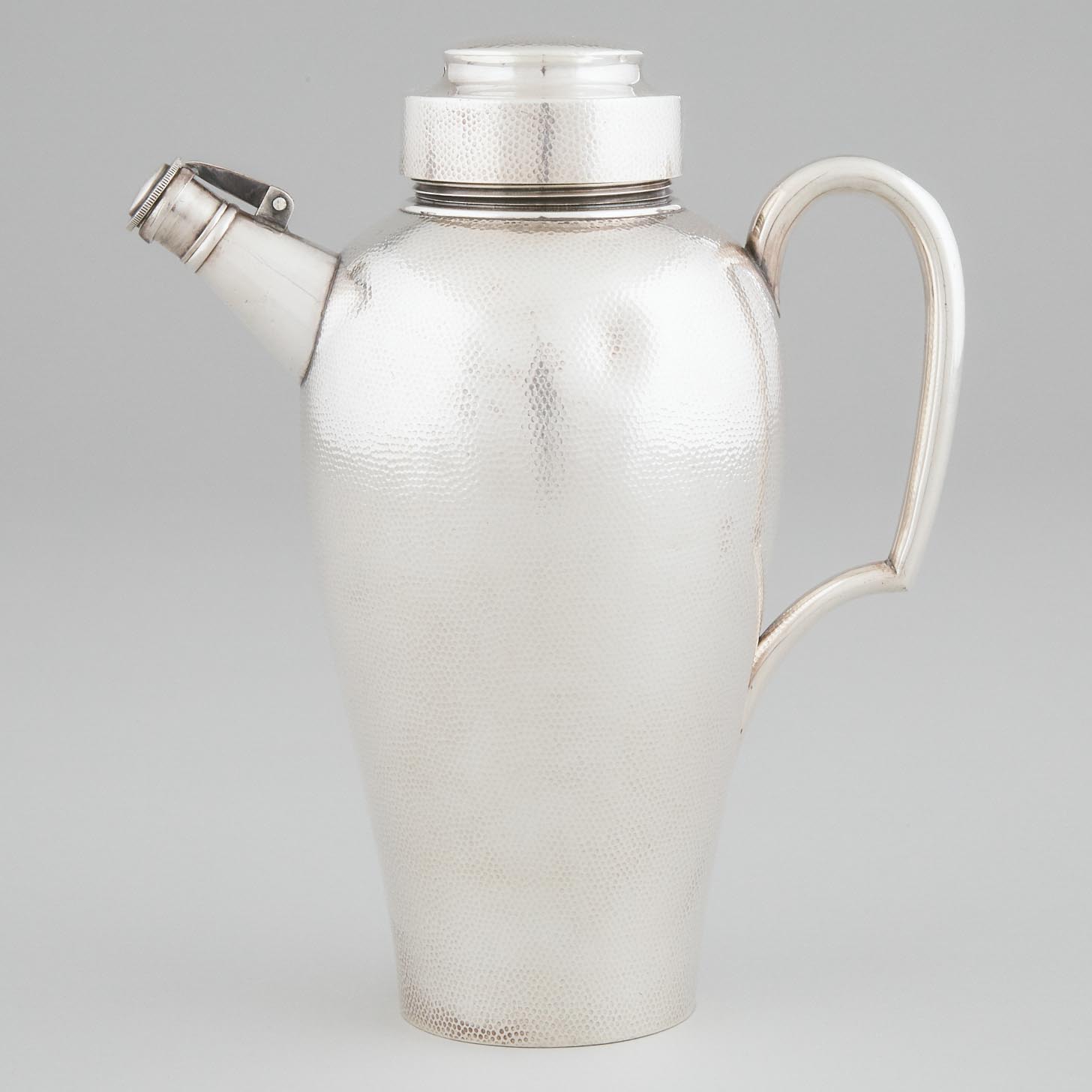 Silver Cocktail Shaker probably 3ac073