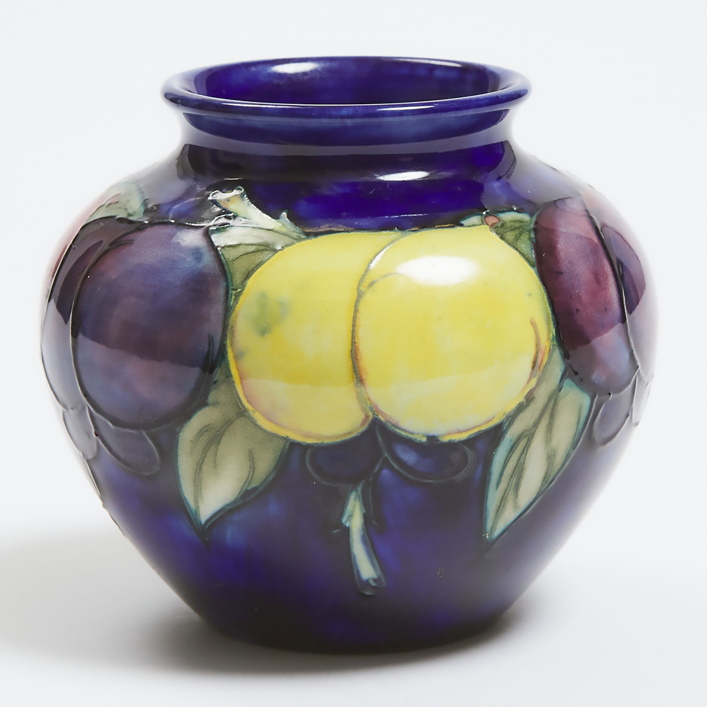Moorcroft Wisteria Vase c 1925 3ac43b