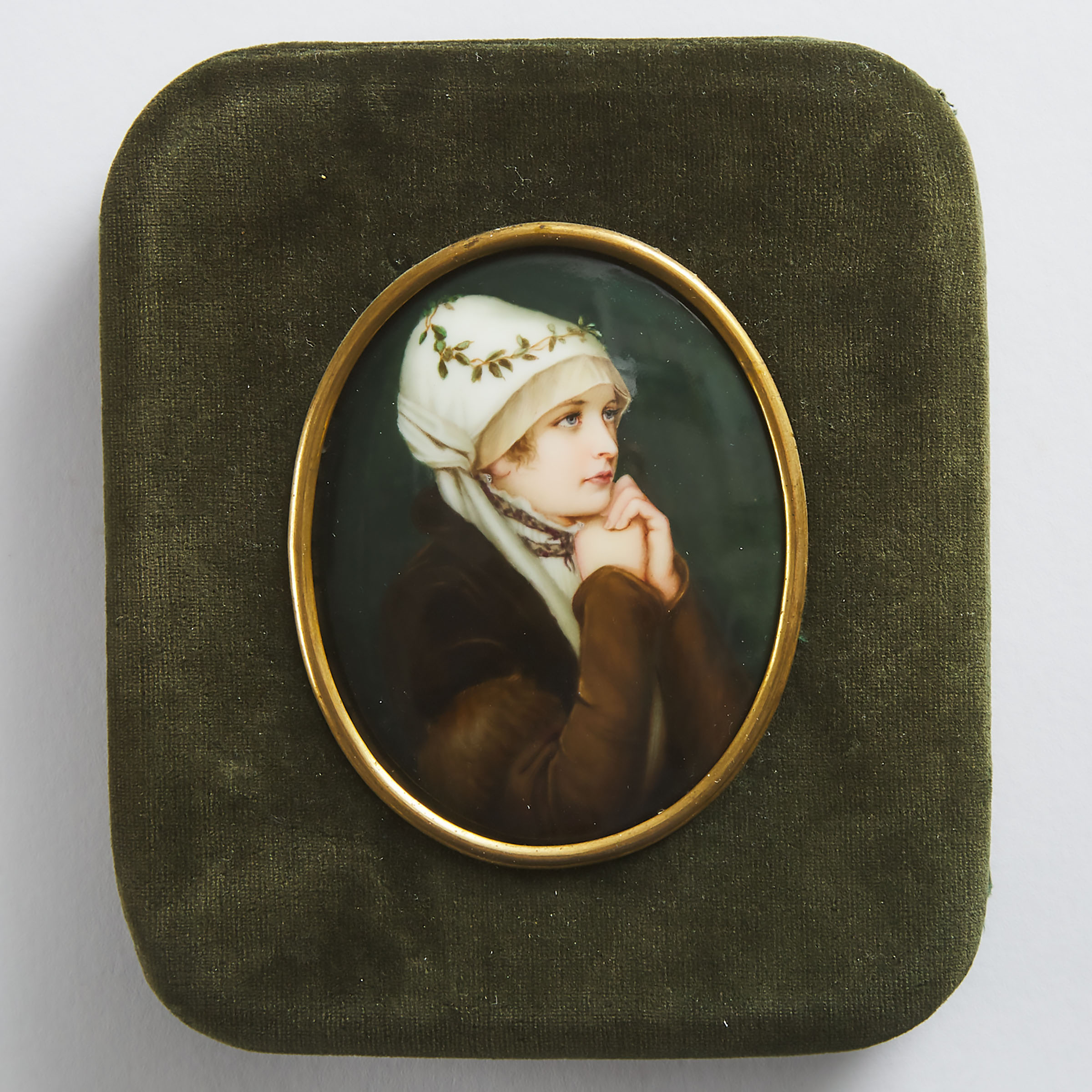 German Portrait Miniature on Porcelain 3ac468