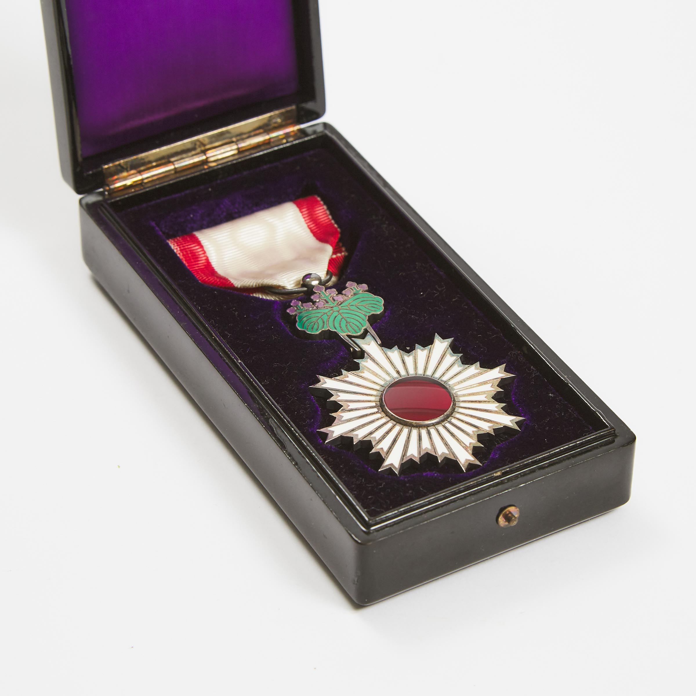 An Imperial Japanese Order of the 3ac596