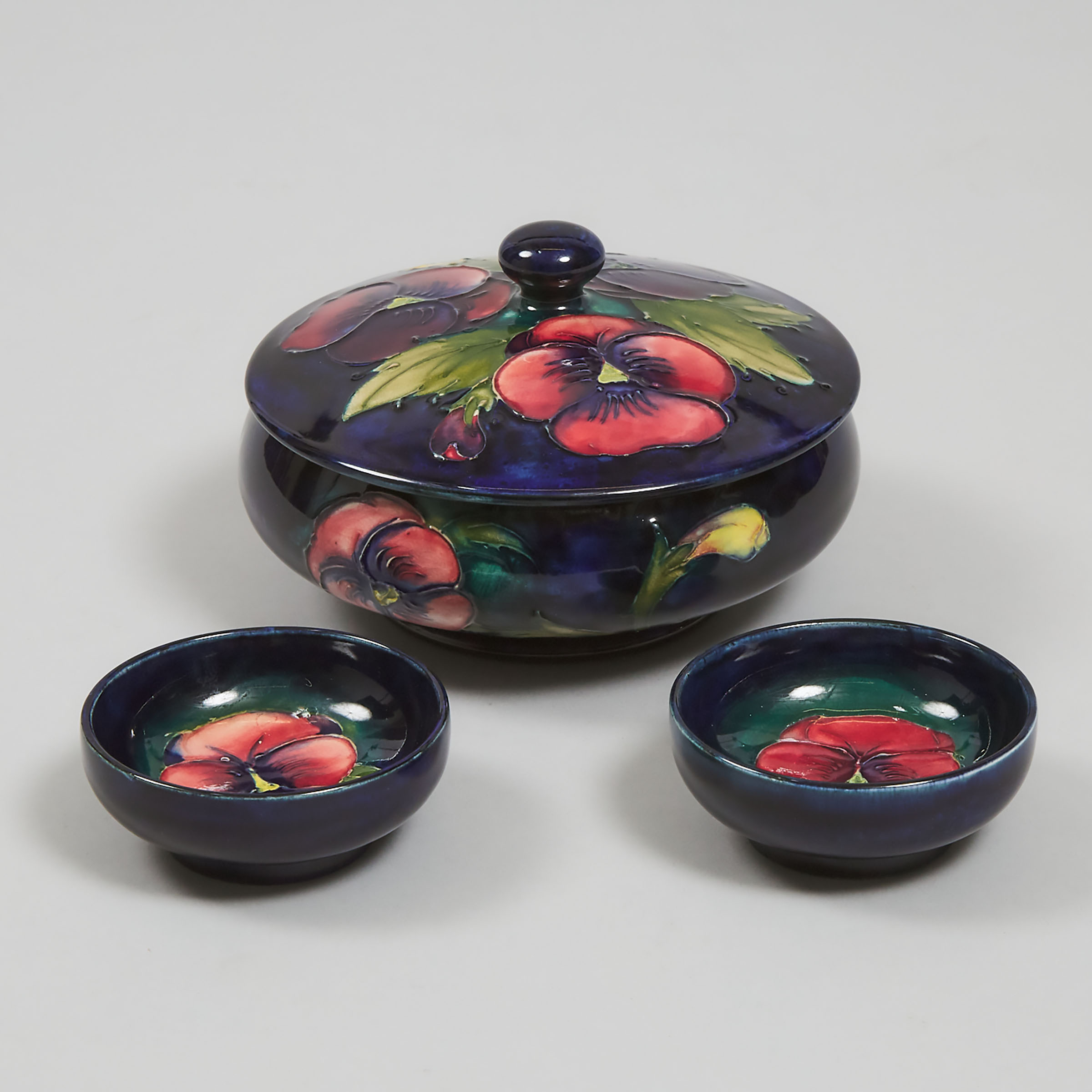 Moorcroft Pansy Covered Jar and 3ac6d3