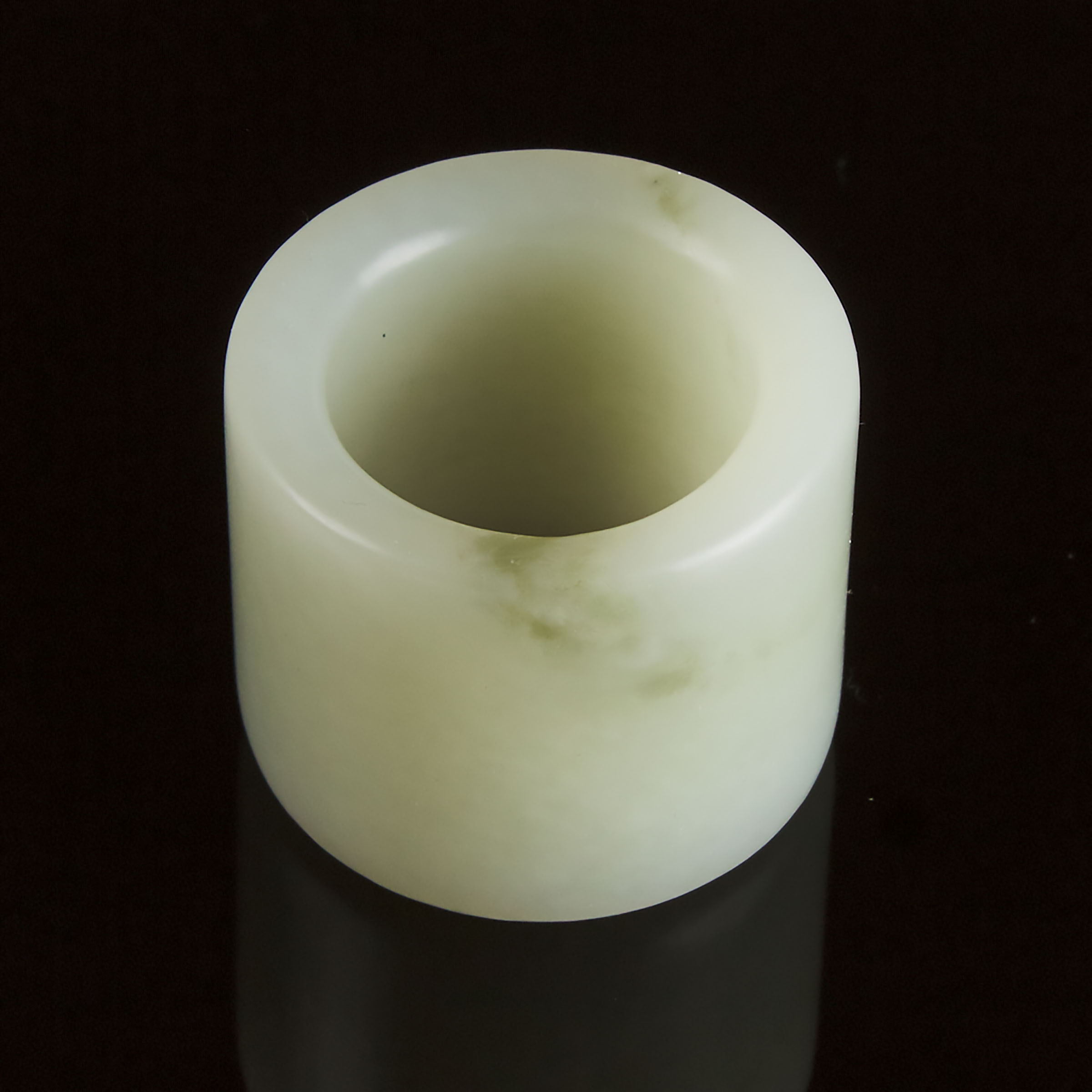 A White Jade Archer s Ring Late 3ac786