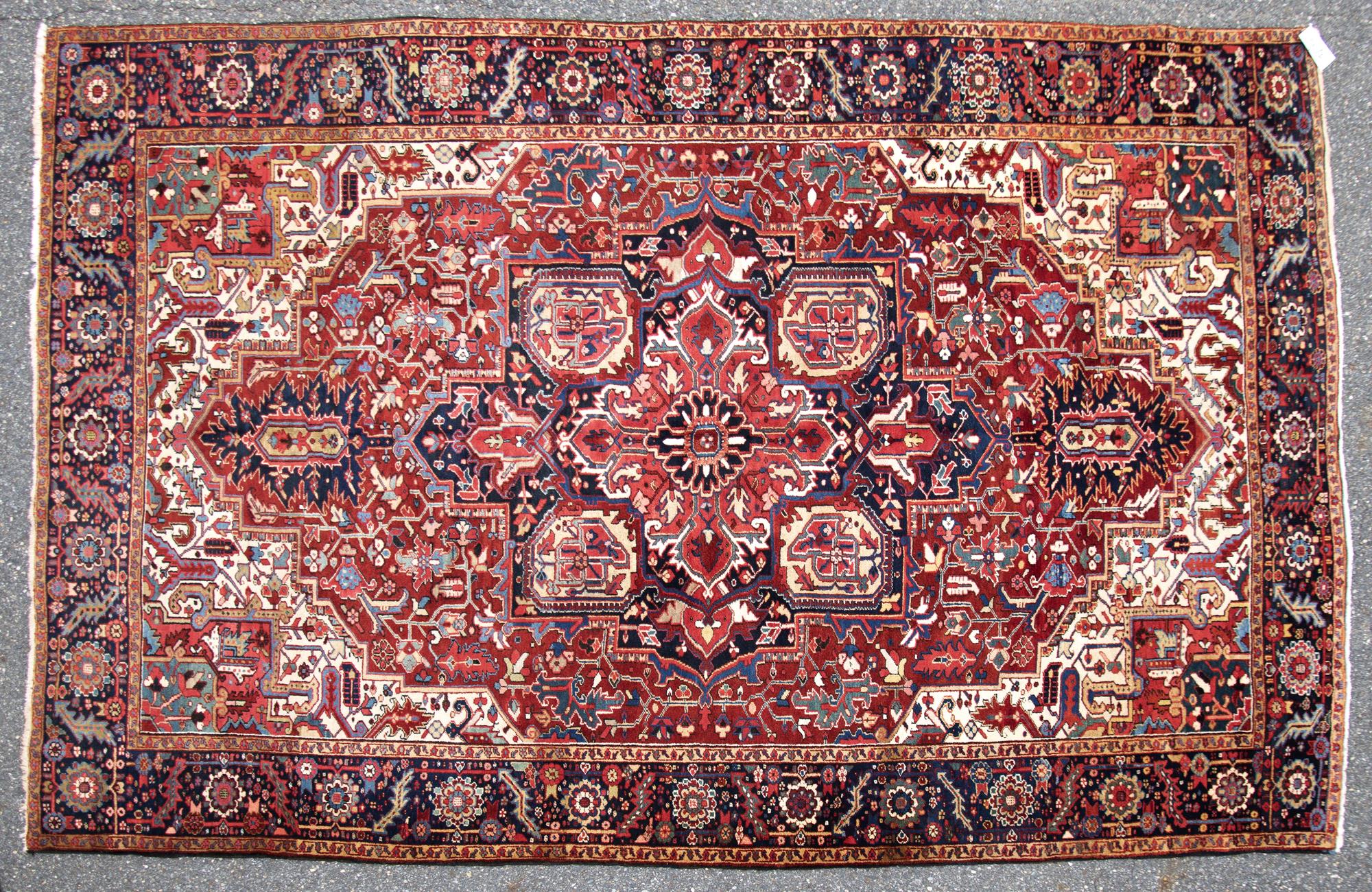 ANTIQUE HERIZ ROOM SIZE RUG, CA