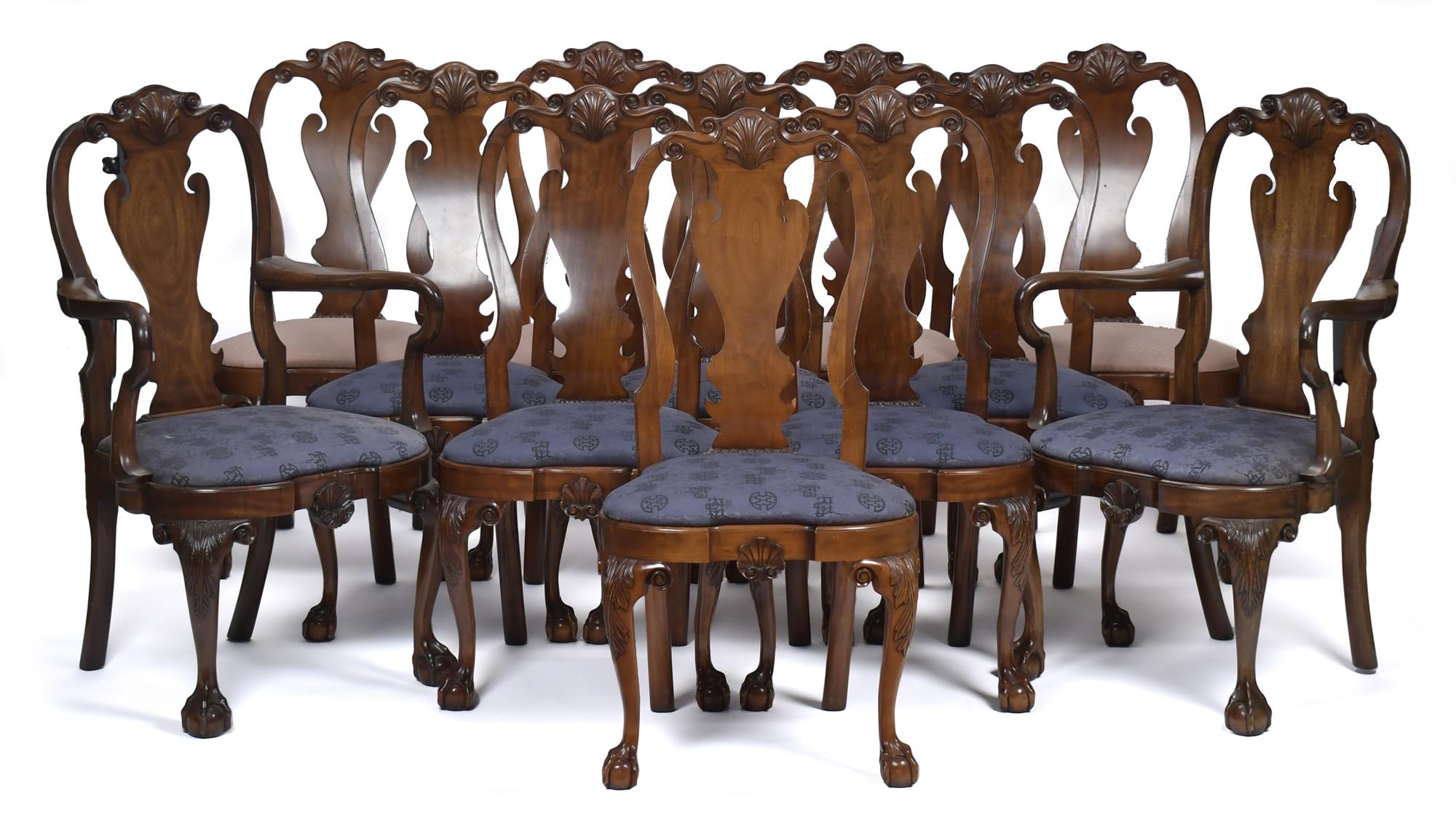 SET OF 12 KINDEL CHIPPENDALE STYLE CHAIRS.