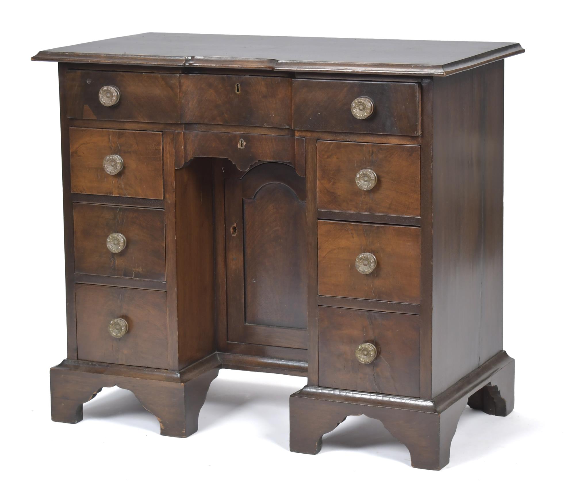 19TH C. CHIPPENDALE WALNUT KNEE