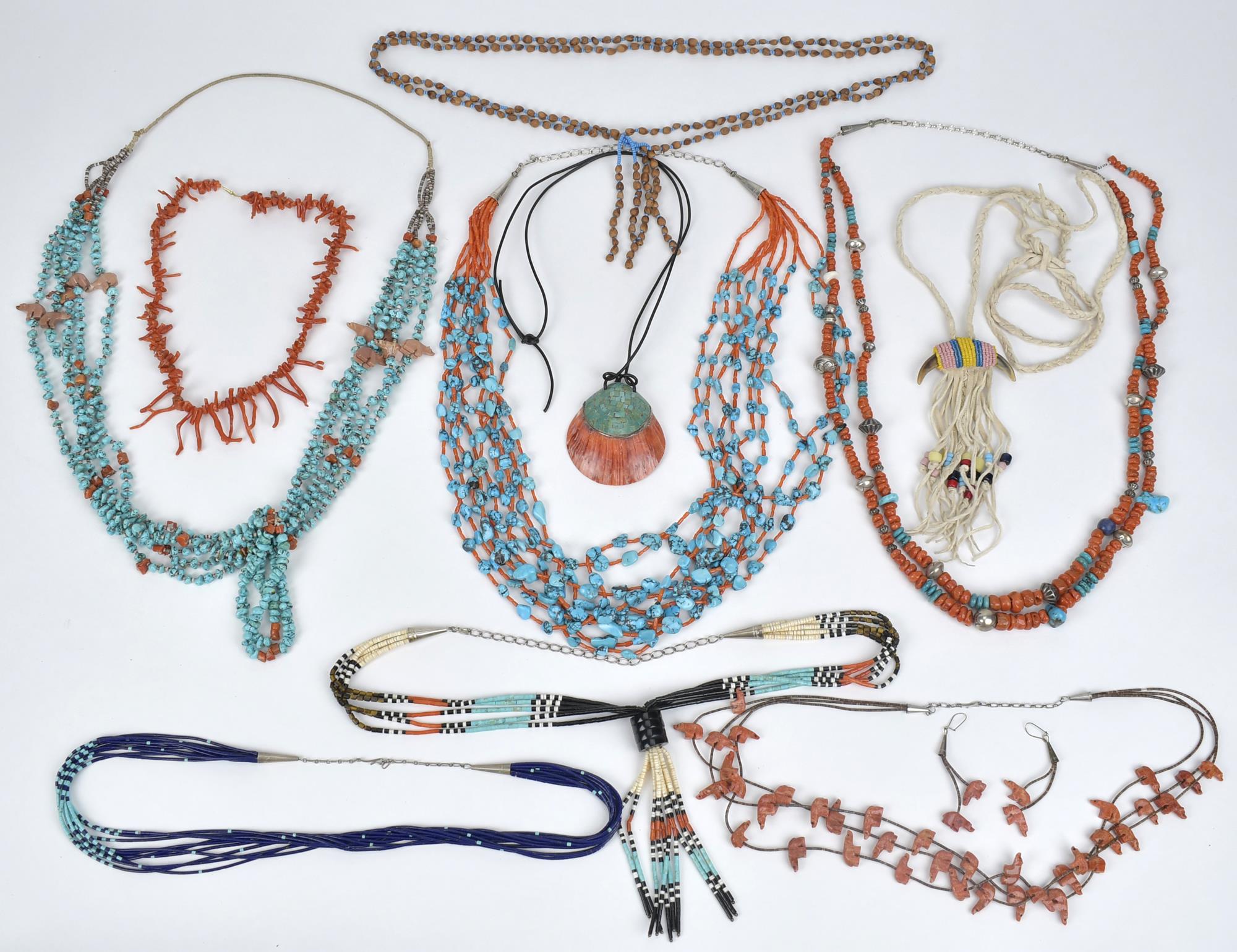 LARGE LOT OF NATIVE AMERICAN NECKLACES  3ac9ad