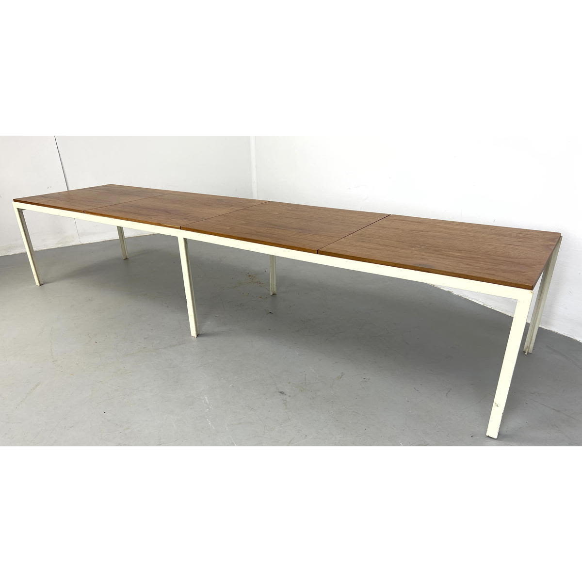 KNOLL steel frame museum bench