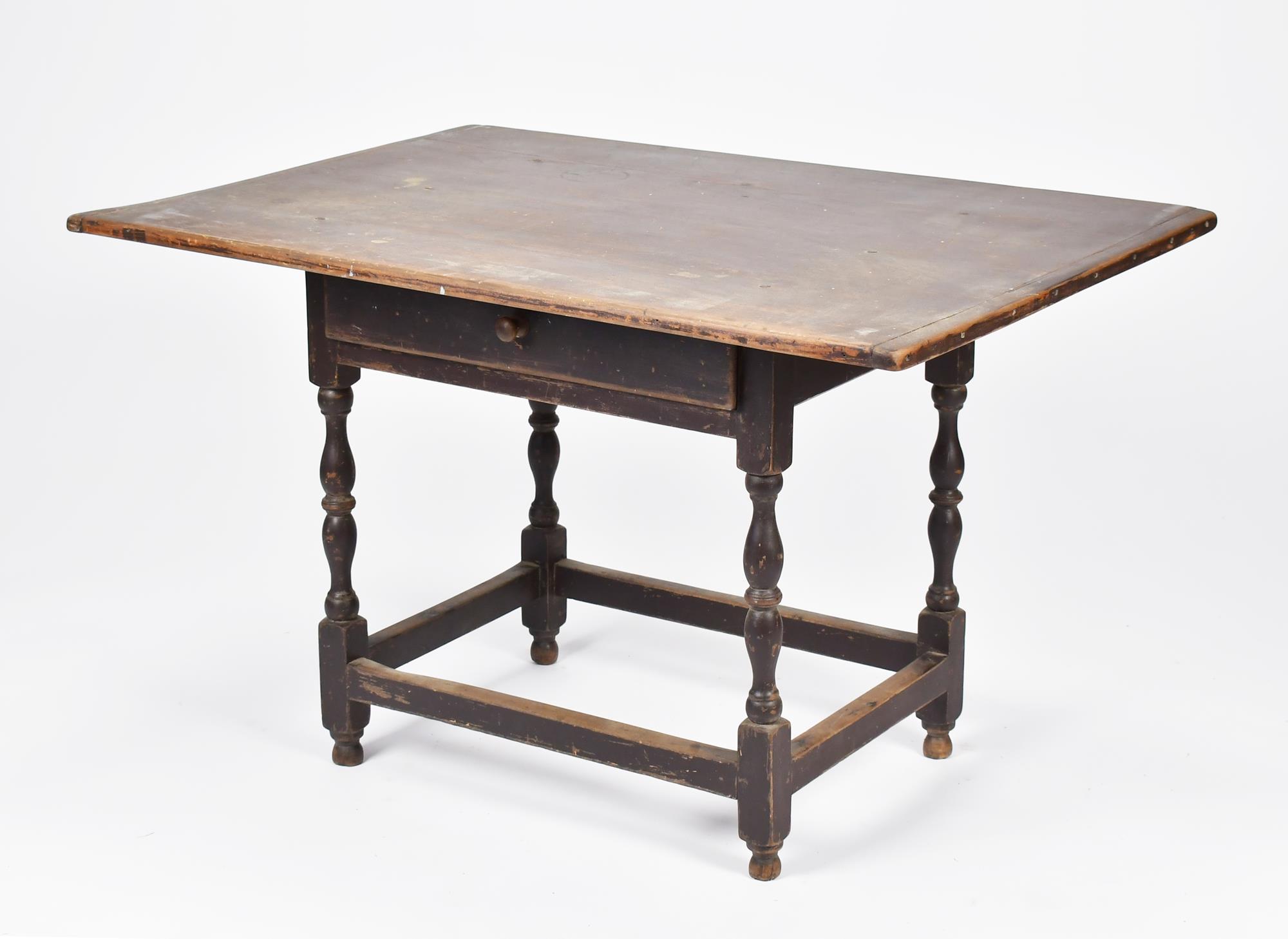 18TH C. STRETCHER BASE TAVERN TABLE.