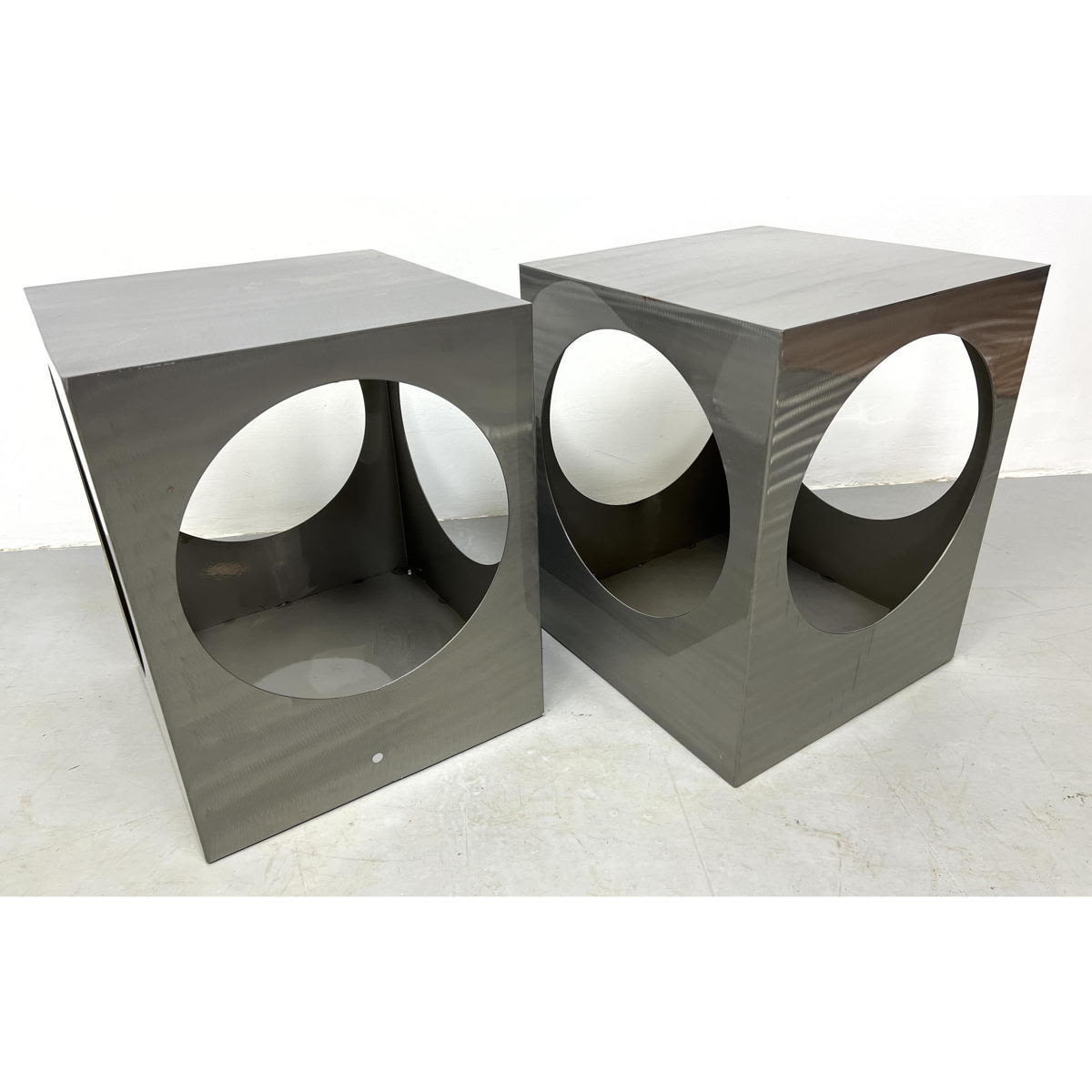 Pr Stainless Steel Cube form Side