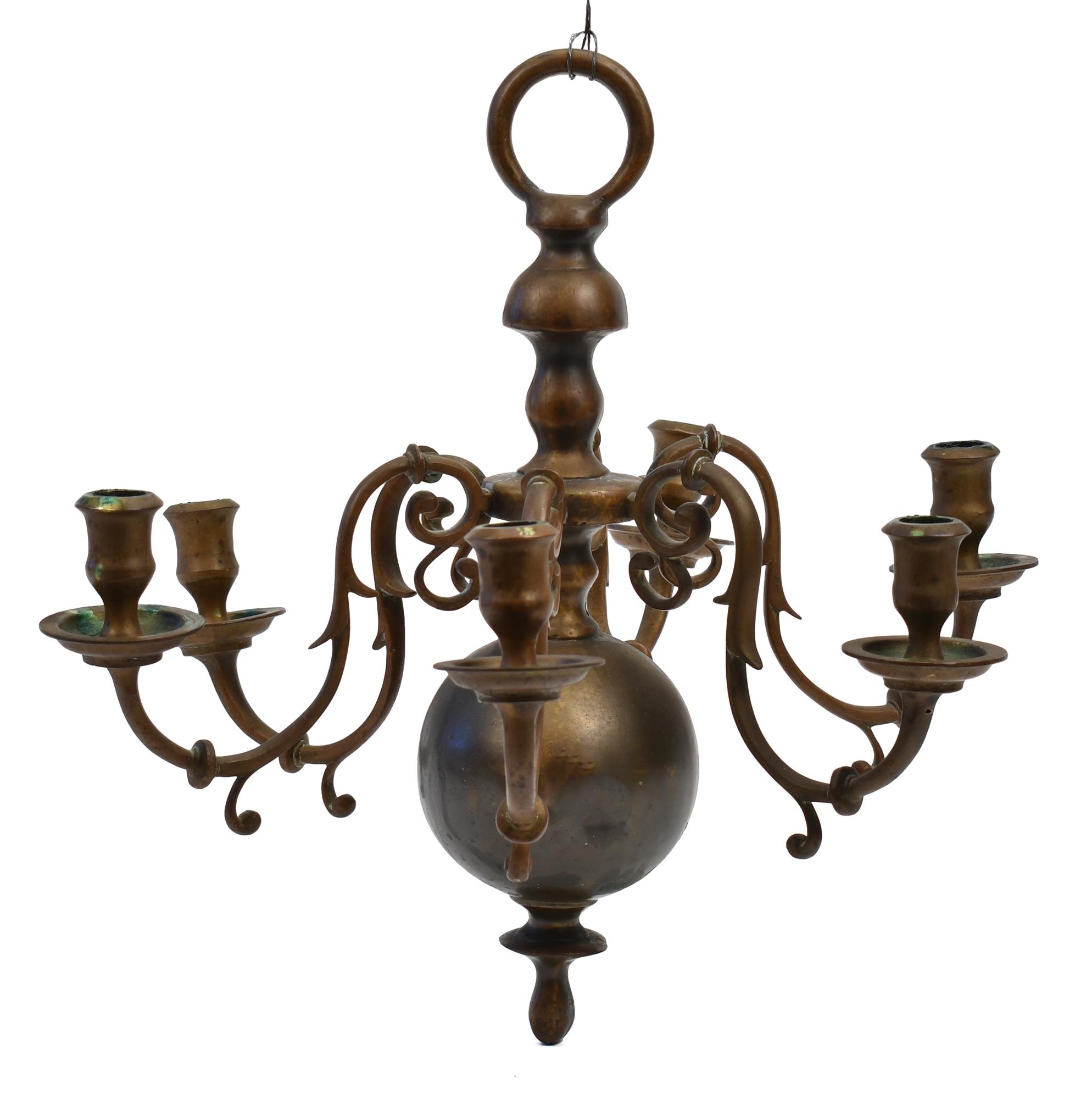 SMALL 18TH C DUTCH BRASS CHANDELIER  3aca8b