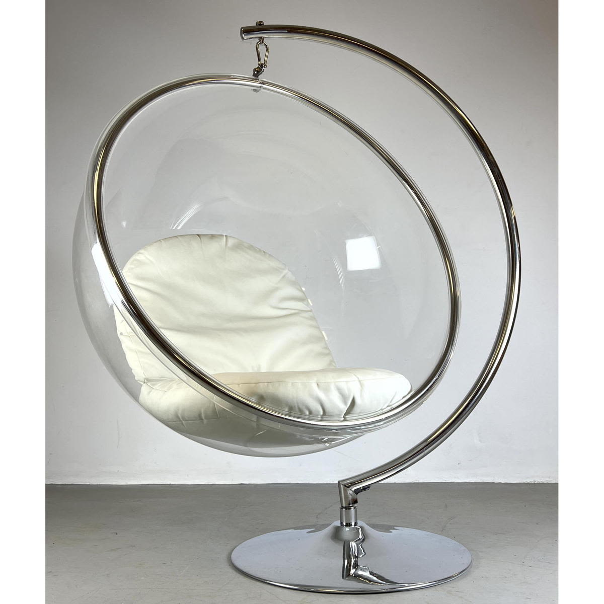 Modern Hanging Lucite Ball Lounge 3acc04