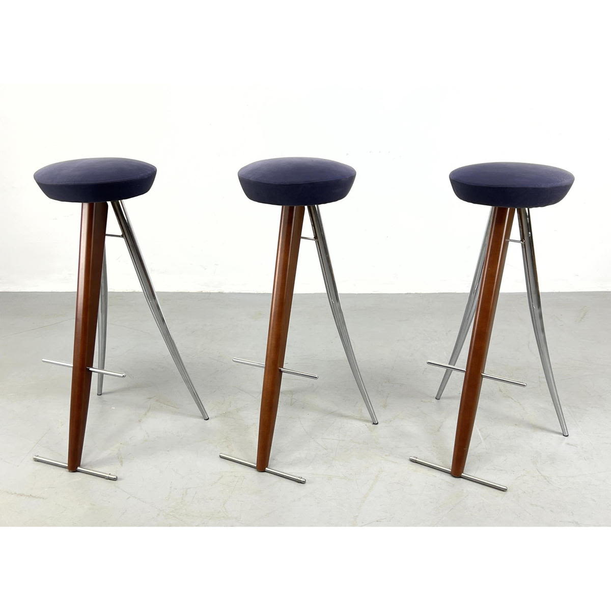 3pc Modernist Bar Stools Small 3acc2f