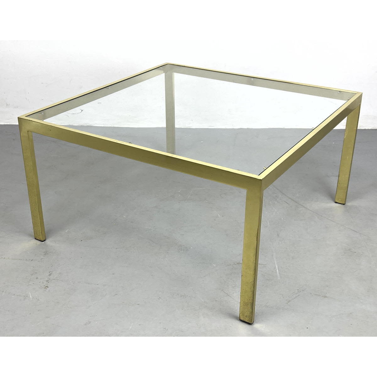 DESIGN INSTITUTE OF AMERICA Brass 3acca9