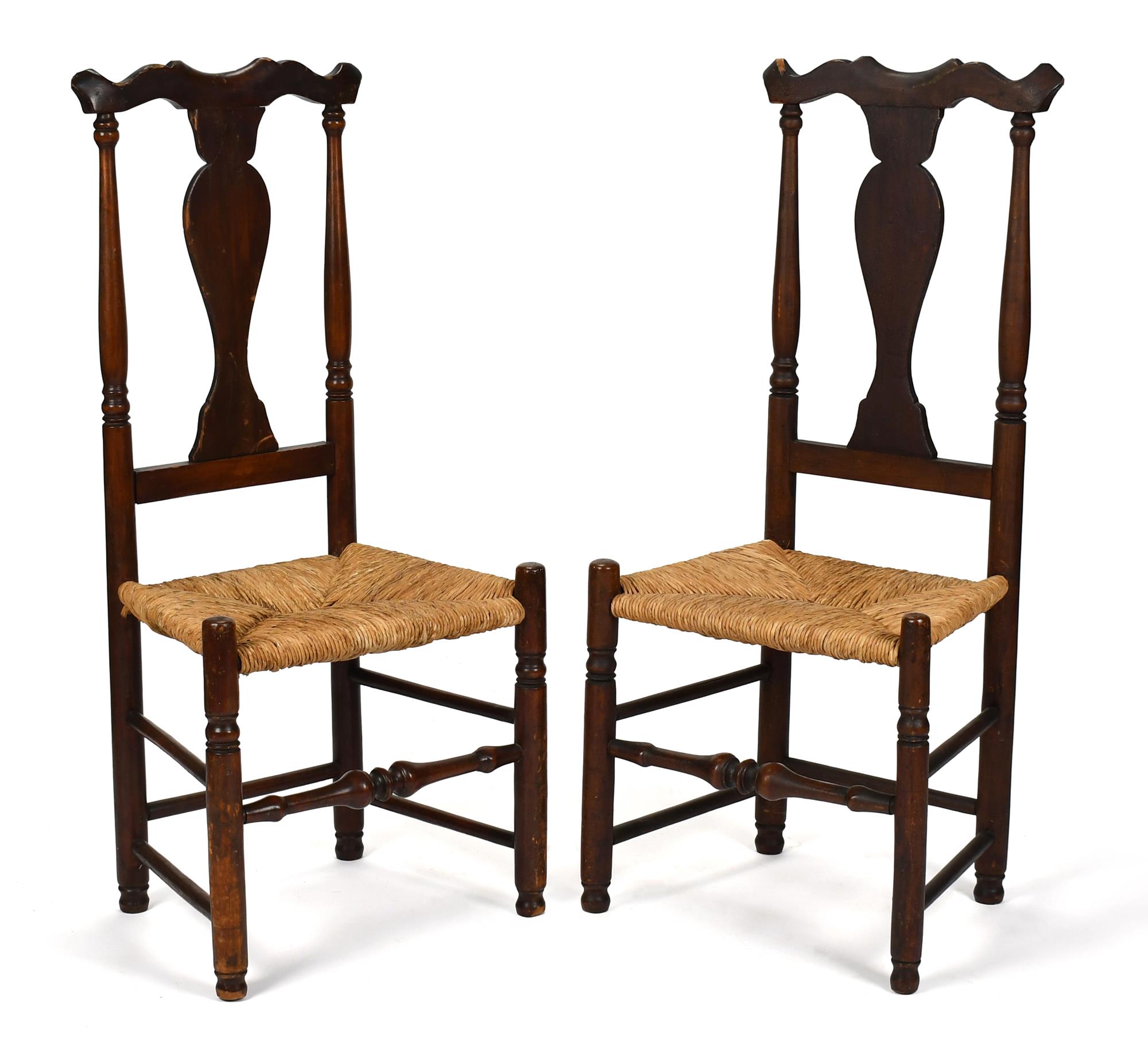 PAIR OF COUNTRY QUEEN ANNE CHAIRS  3accb3