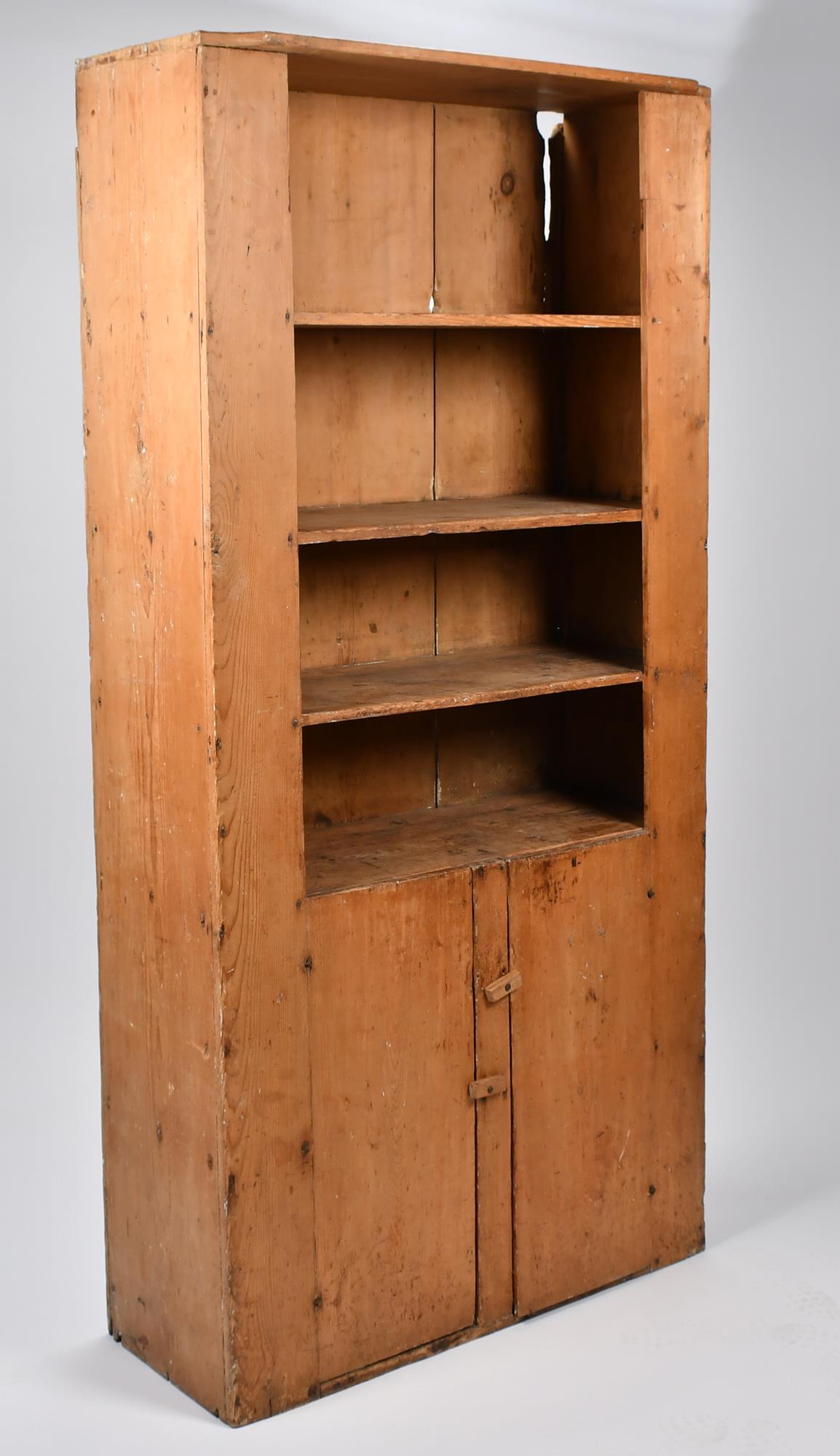 19TH C COUNTRY PINE FLOOR CUPBOARD  3accd5