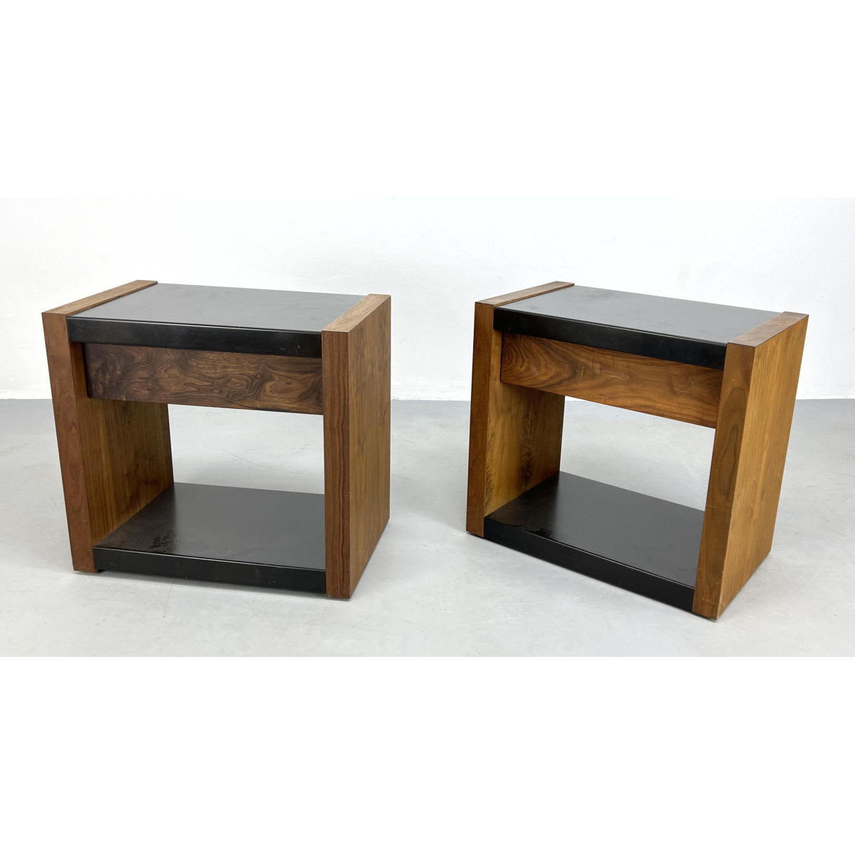 Pr VERVANO Night Stands Side Tables  3acd1c