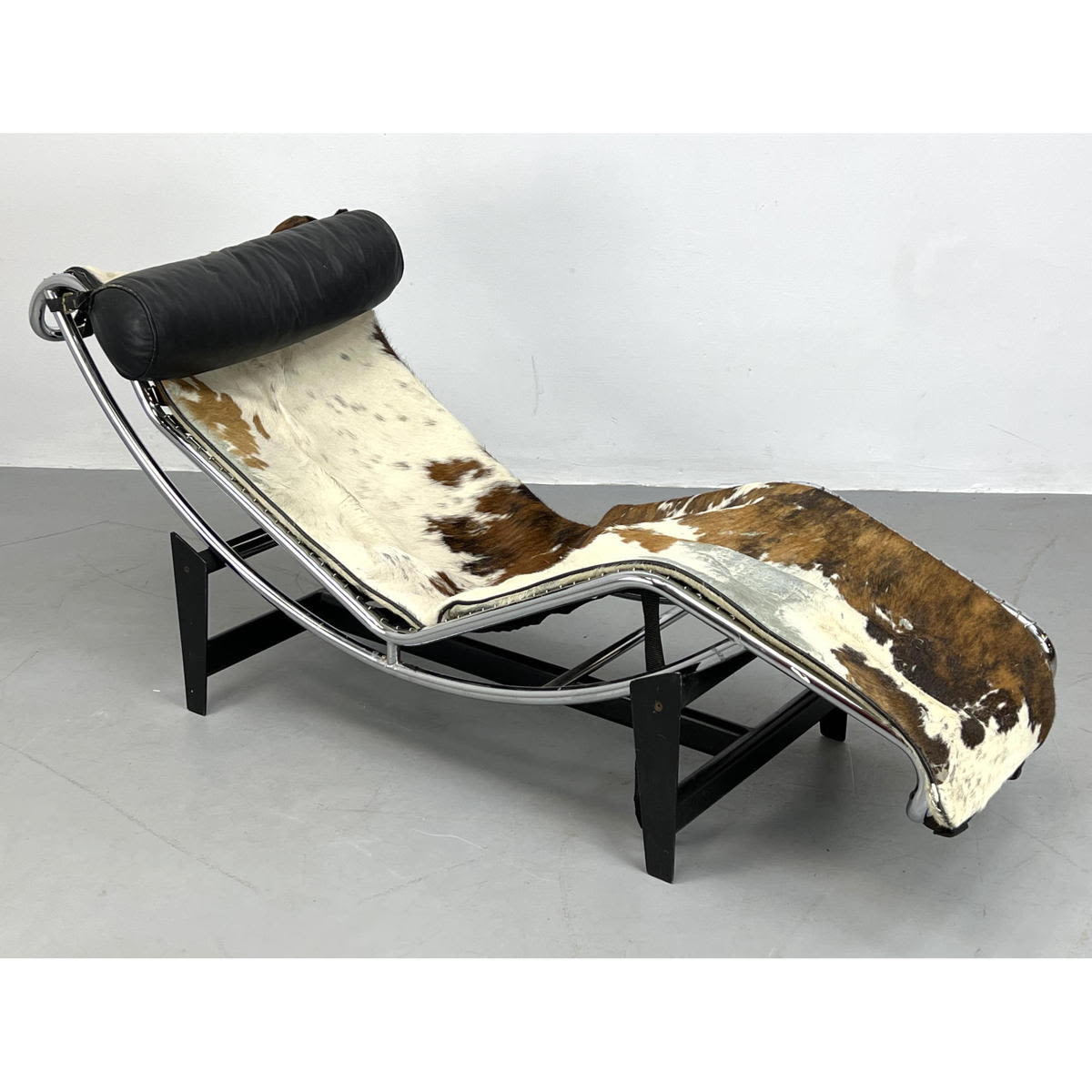 Le Corbusier LC4 Style Chaise Lounge 3acd42