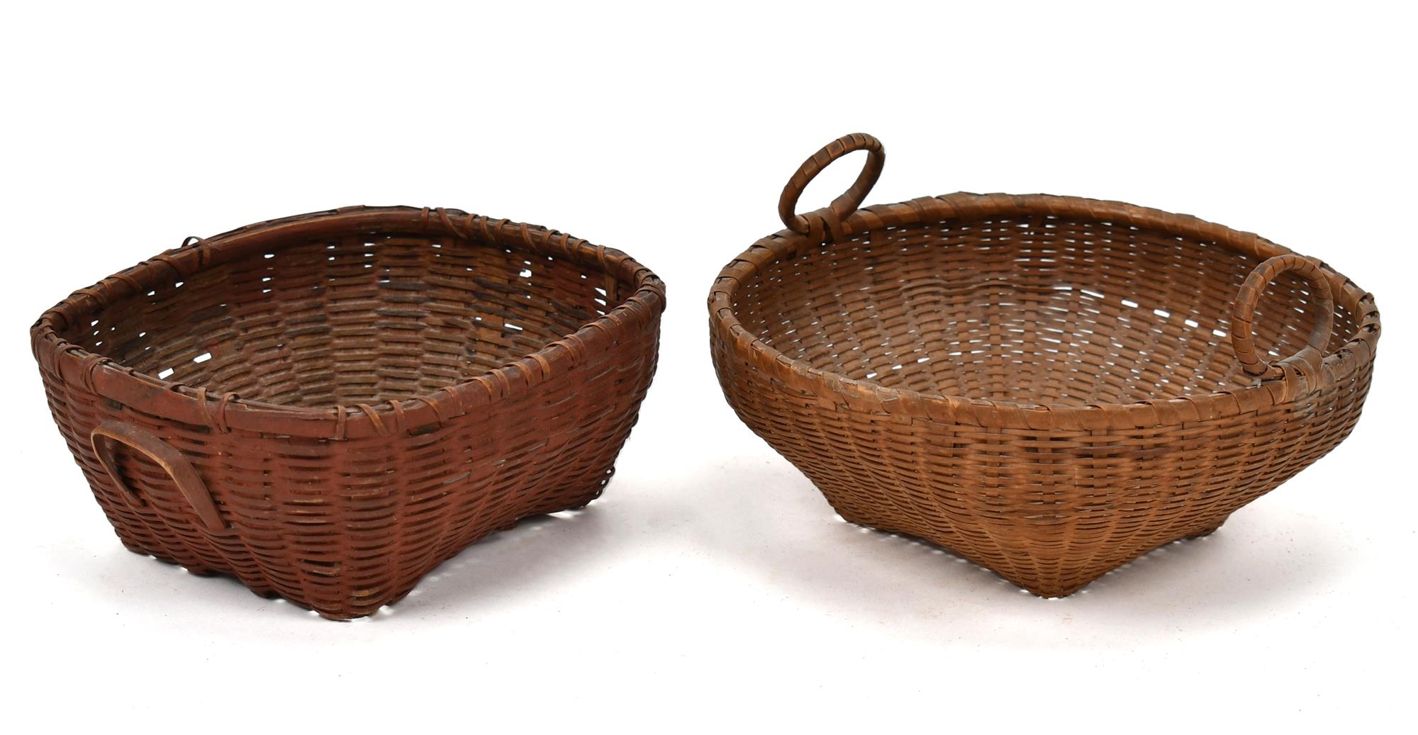 TWO SMALL SPLINT BASKETS WITH HANDLES  3acd60