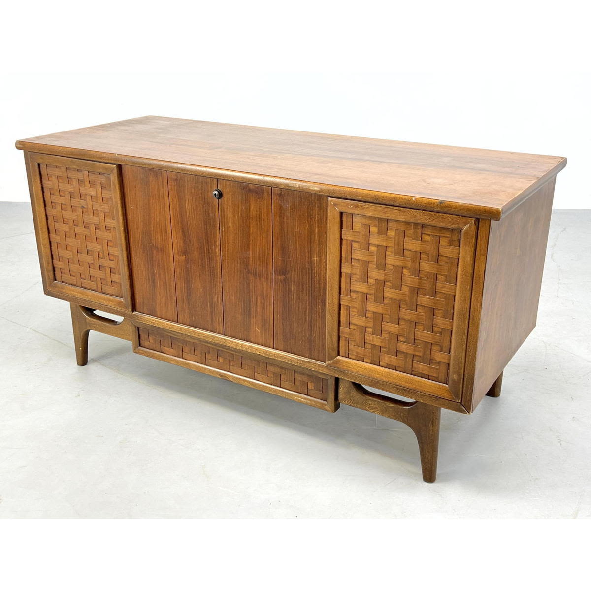 LANE Modernist Walnut Cabinet Cedar 3acdab