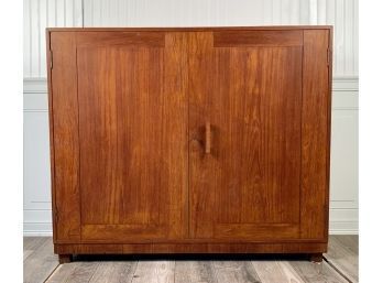 Fine two door cabinet in solid 3acdee