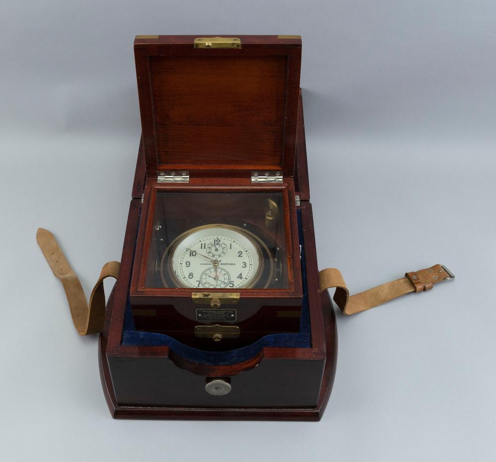 CASED RUSSIAN SHIP S CHRONOMETER 3af717