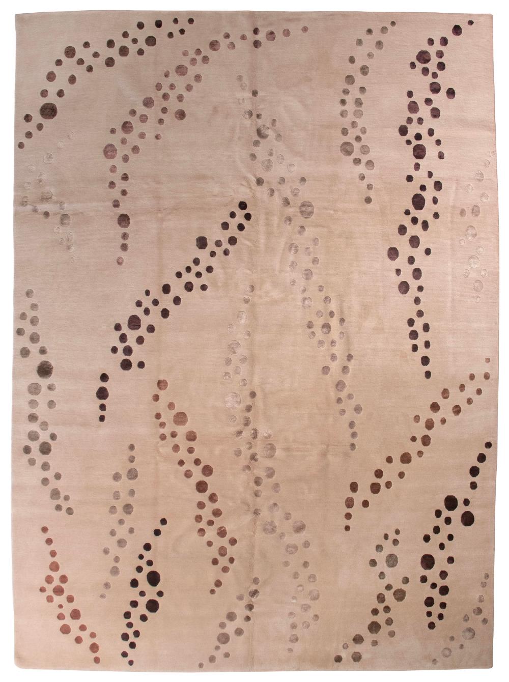 CONTEMPORARY DESIGN RUG: 9’8”