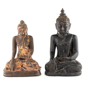 Two Seated Figures of Buddha one 3af9a1