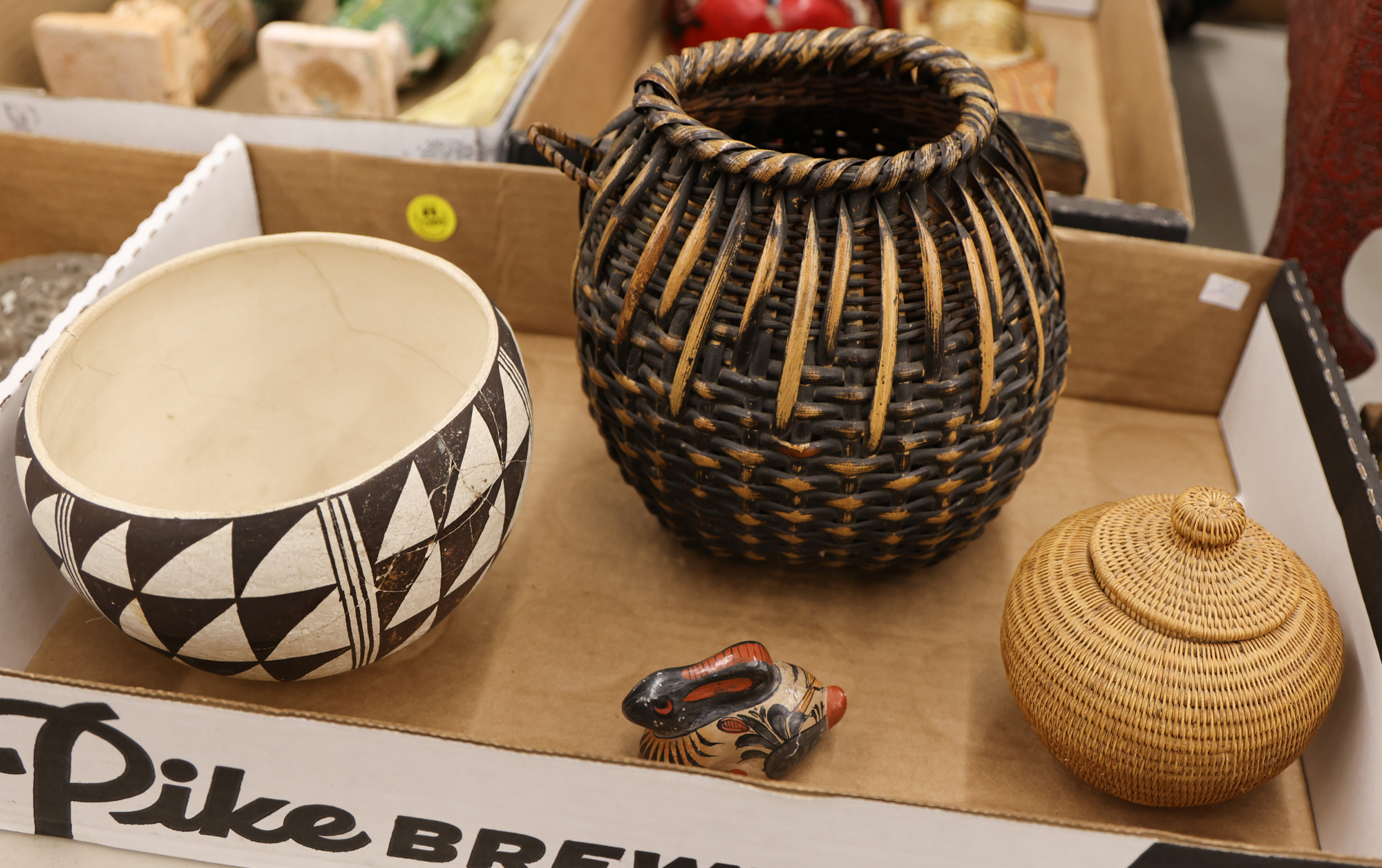 Box Native Baskets & Pottery