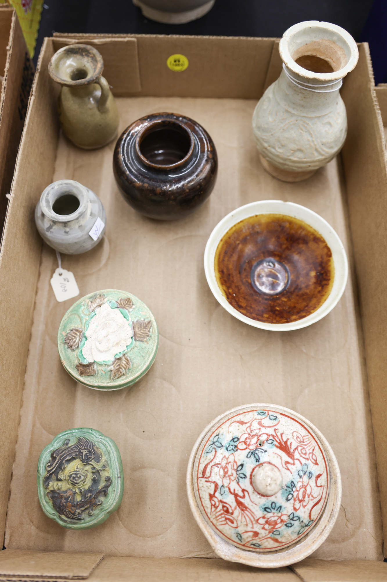 Box 8pc Ancient Chinese Small Ceramics 3afda1