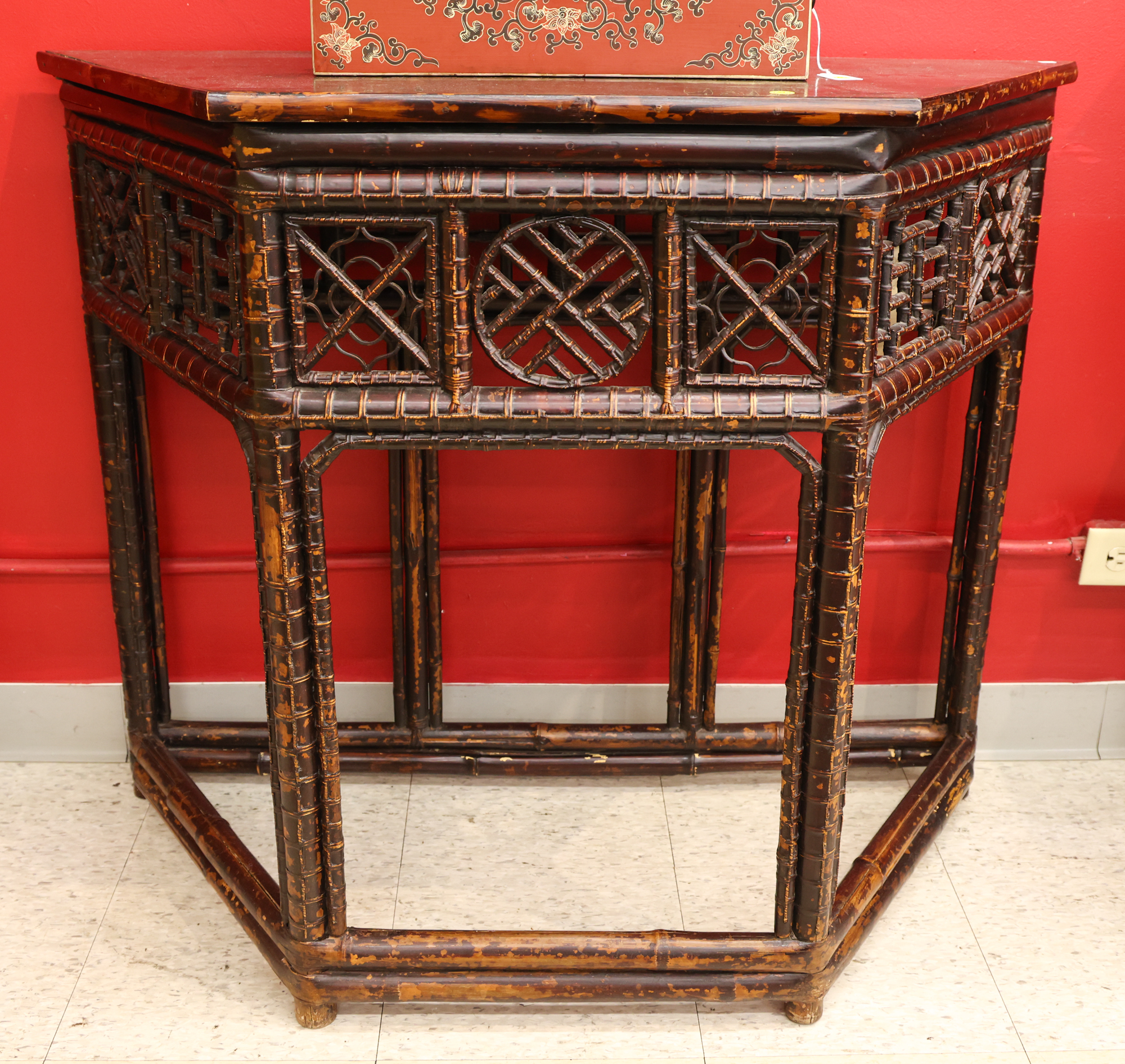Chinese Rattan Lacquered Demilune 3afdb5