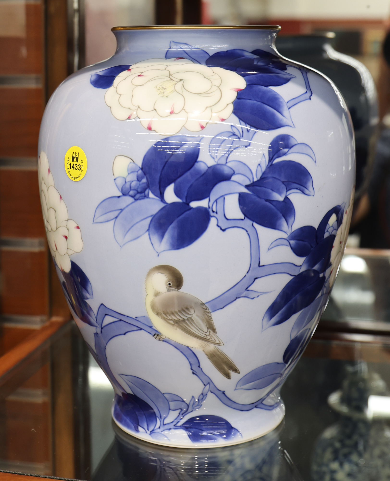Fine Japanese Fukugawa Porcelain Floral
