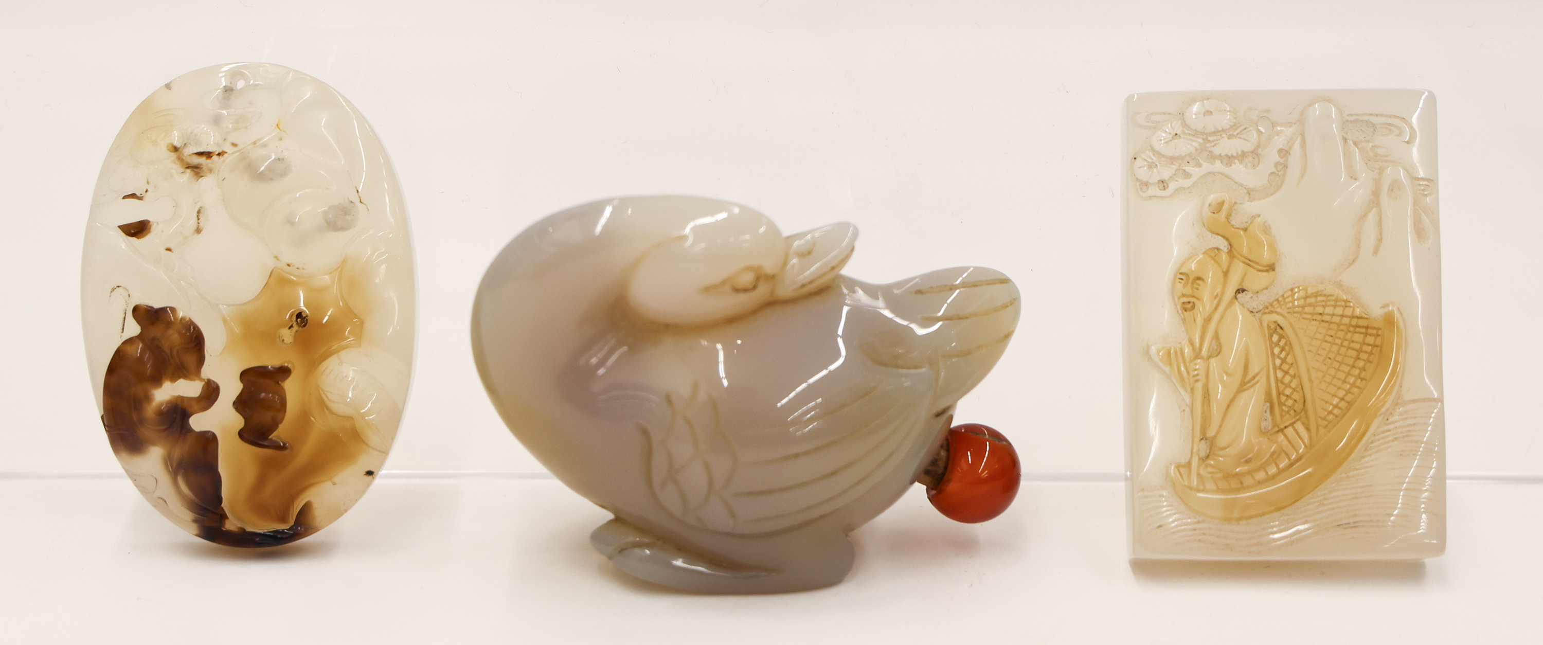 3pc Chinese Agate Figural Snuff 3afe32