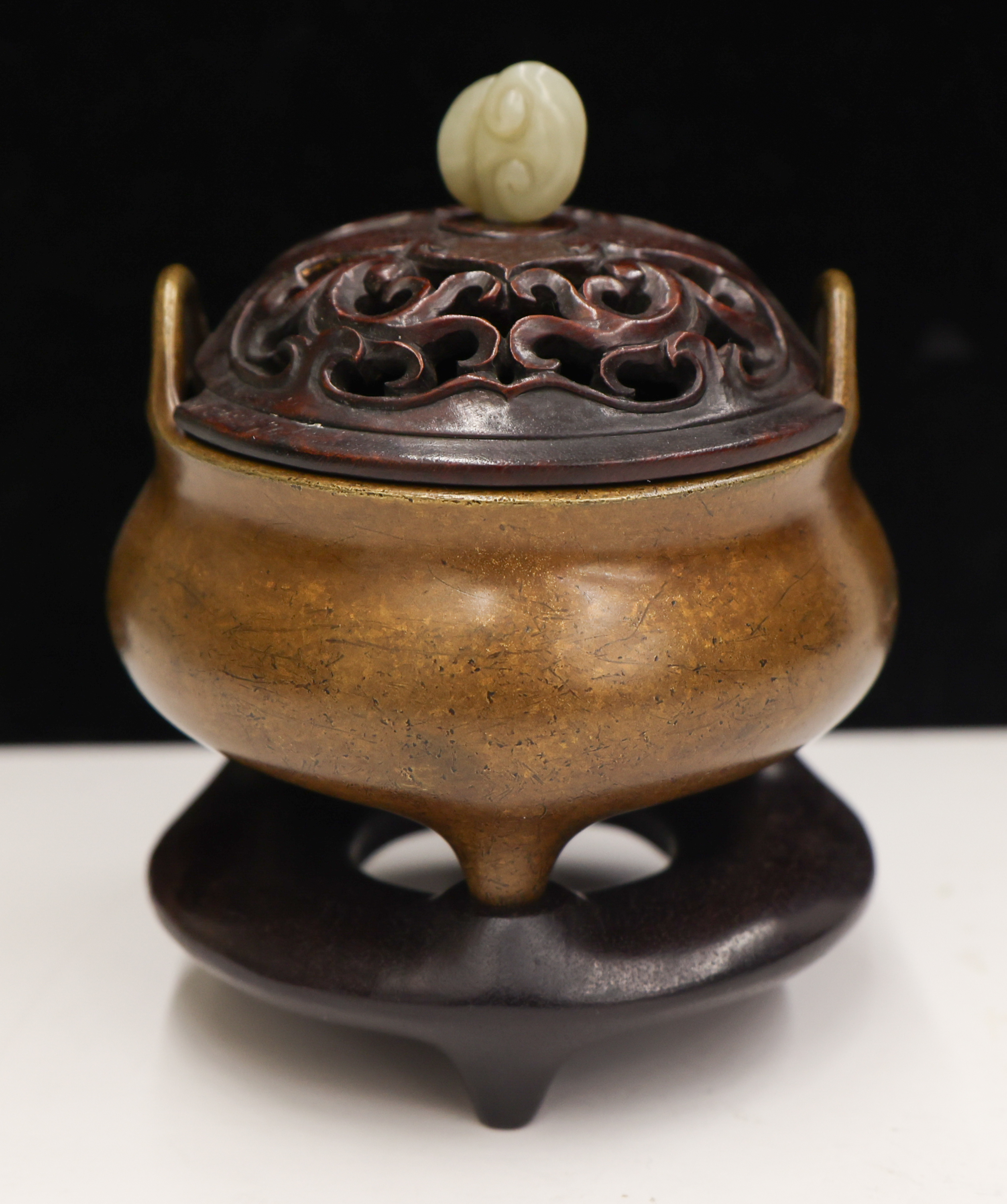 Chinese Bronze Censer with Jade 3afe8f