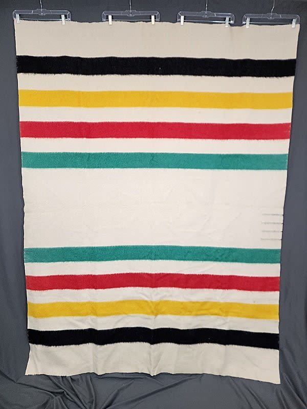Vintage Hudson Bay Point Wool Blanket  3aff78