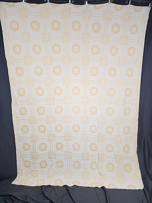 Vintage Overshot Style Blanket  3aff7b