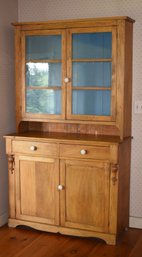 An antique two part country pine 3b000e