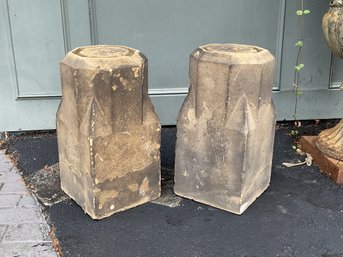 A pair of Art Deco carved sandstone 3b016e