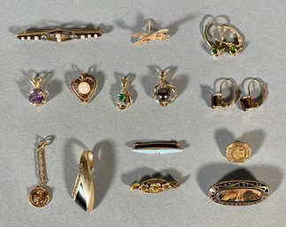 16 pieces of jewelry, most stamped