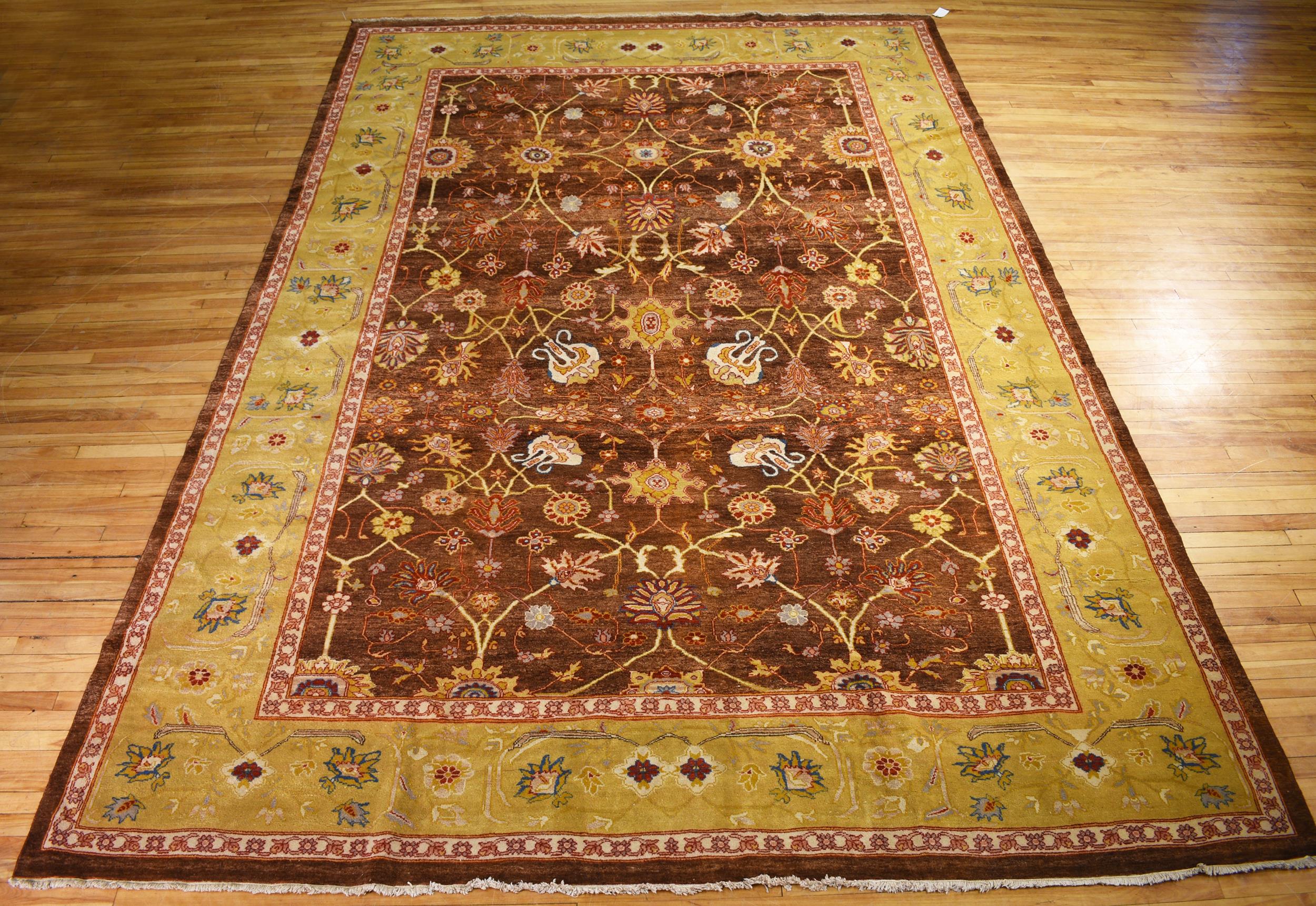 VINTAGE ORIENTAL ROOM SIZE RUG.